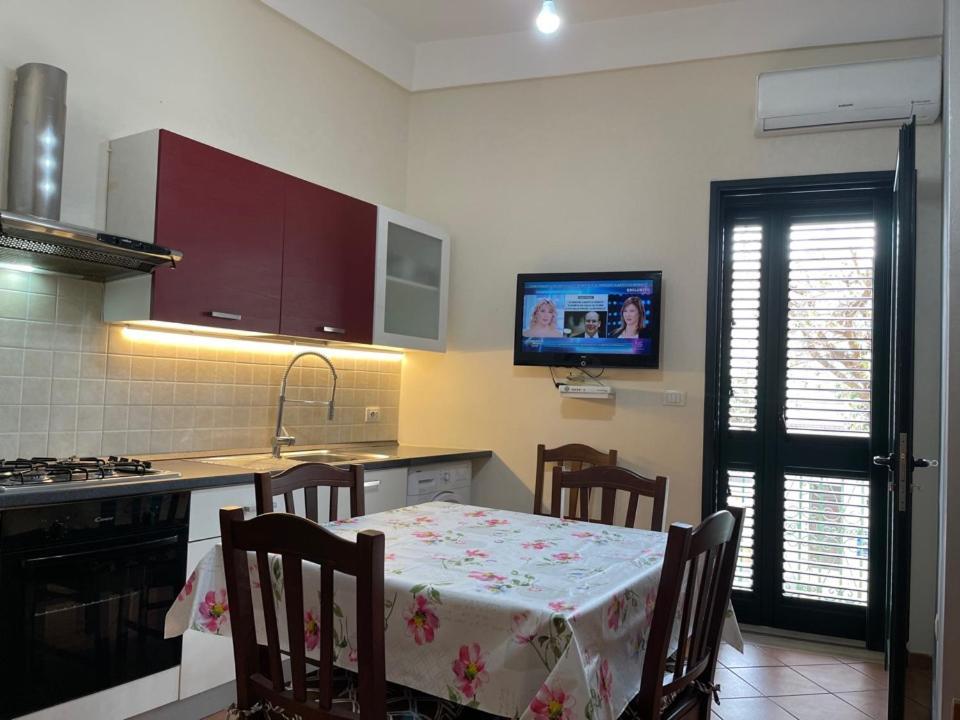 Neretum Casa Vacanze Apartment นาร์โด ภายนอก รูปภาพ